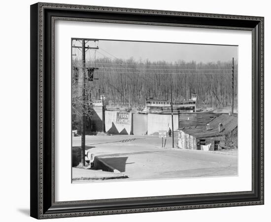 The Ferry landing in Vicksburg, Mississippi, 1936-Walker Evans-Framed Photographic Print