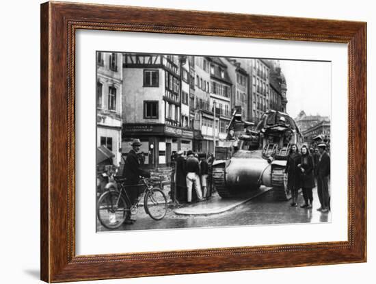 The First Allied Tanks Arrive in Strasbourg, Alsace, November 1944-null-Framed Giclee Print