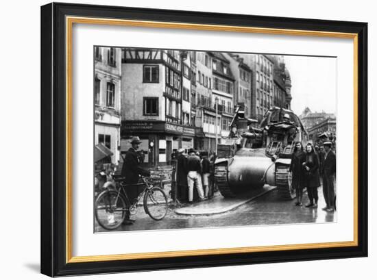 The First Allied Tanks Arrive in Strasbourg, Alsace, November 1944-null-Framed Giclee Print