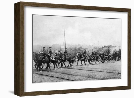 The First Units of the British Expeditionary Force in Boulogne, Northern France, 1914-null-Framed Giclee Print