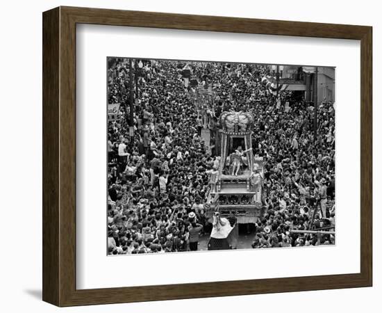 The Float Carrying Rex, King of Carnival, Squeezes Through a Massive Crowd-null-Framed Photographic Print