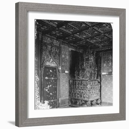 The Furnace in the Prince's Chamber, Festung Hohensalzburg, Salzburg, Austria, C1900s-Wurthle & Sons-Framed Photographic Print