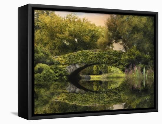 The Gapstow Bridge-Jessica Jenney-Framed Premier Image Canvas