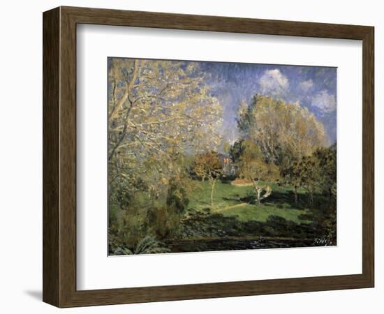 The Garden of Monsieur Hoschedé in Montgeron, 1881-Alfred Sisley-Framed Giclee Print