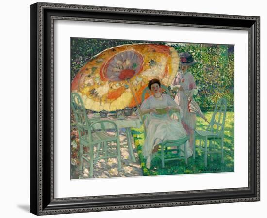 The Garden Parasol, C.1910 (Oil on Canvas)-Frederick Carl Frieseke-Framed Giclee Print