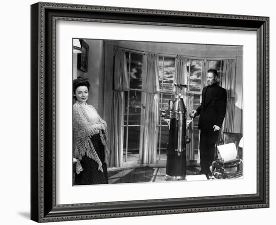 The Ghost and Mrs. Muir, Gene Tierney, Rex Harrison, 1947-null-Framed Photo