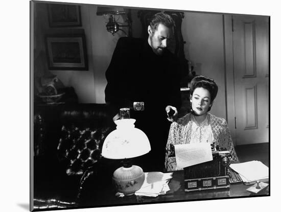 The Ghost And Mrs. Muir, Rex Harrison, Gene Tierney, 1947-null-Mounted Photo