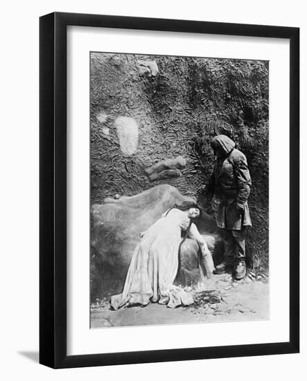 The Golem, 1920 (Der Golem, Wie Er in Die Welt Kam)-null-Framed Photographic Print