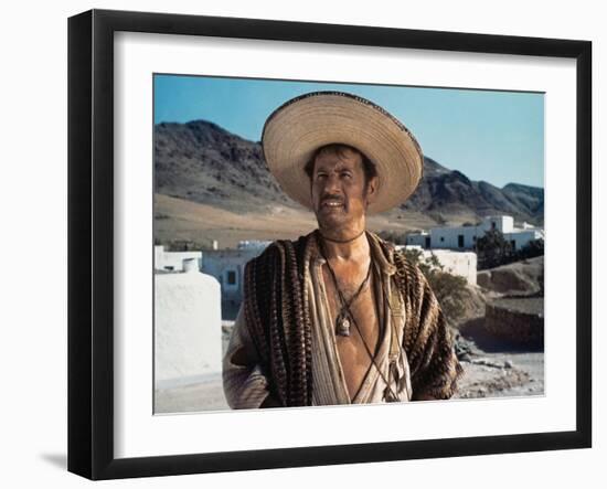 THE GOOD THE BAD AND THE UGLY, 1966 directed by SERGIO LEONEEli Wallach (photo)-null-Framed Photo