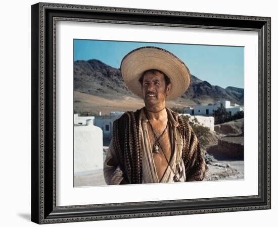 THE GOOD THE BAD AND THE UGLY, 1966 directed by SERGIO LEONEEli Wallach (photo)-null-Framed Photo