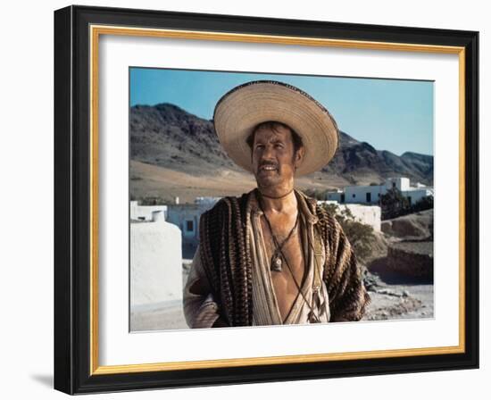 THE GOOD THE BAD AND THE UGLY, 1966 directed by SERGIO LEONEEli Wallach (photo)-null-Framed Photo