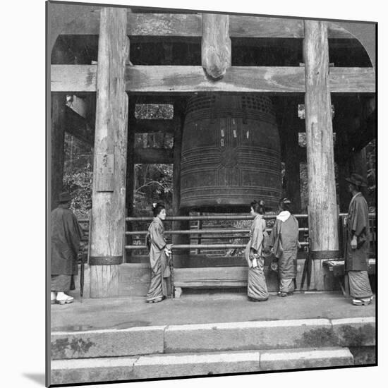 The Great Bell of Chion-In Temple, Kyoto, Japan, 1904-Underwood & Underwood-Mounted Photographic Print