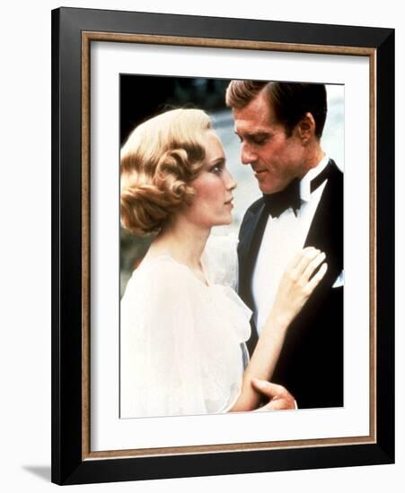 The Great Gatsby, Robert Redford, Mia Farrow, 1974-null-Framed Photo