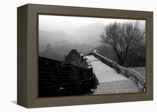 The Great Wall of China, Photo Taken on February 2001-null-Framed Stretched Canvas