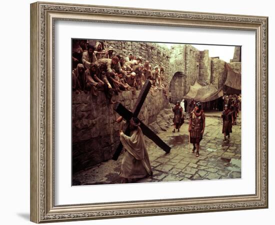 The Greatest Story Ever Told, Max Von Sydow, John Wayne, 1965-null-Framed Photo