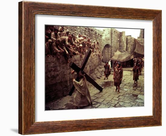 The Greatest Story Ever Told, Max Von Sydow, John Wayne, 1965-null-Framed Photo