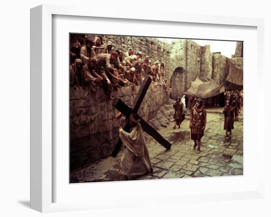 The Greatest Story Ever Told, Max Von Sydow, John Wayne, 1965-null-Framed Photo