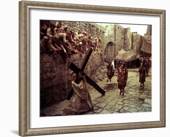 The Greatest Story Ever Told, Max Von Sydow, John Wayne, 1965-null-Framed Photo