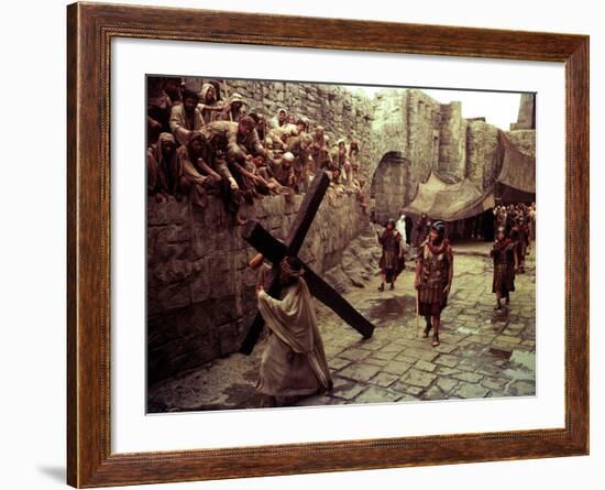 The Greatest Story Ever Told, Max Von Sydow, John Wayne, 1965-null-Framed Photo