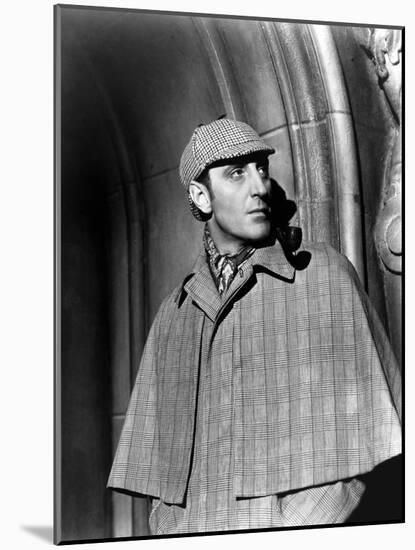 THE HOUND OF THE BASKERVILLES, 1939 directed by SIDNEY LANFIELD. Basil Rathbone (b/w photo)-null-Mounted Photo