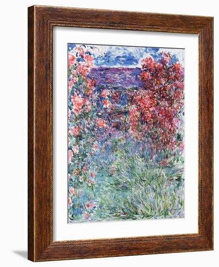 The House at Giverny Under the Roses, 1925-Claude Monet-Framed Giclee Print