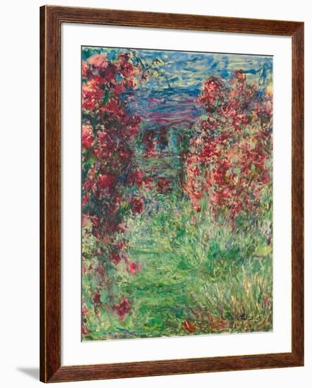 The House at Giverny under the Roses; La Maison Dans Les Roses, 1925-Claude Monet-Framed Giclee Print