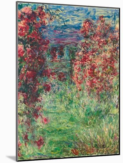 The House at Giverny under the Roses; La Maison Dans Les Roses, 1925-Claude Monet-Mounted Giclee Print