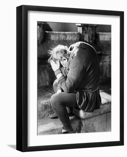 The Hunchback of Notre Dame, 1939-null-Framed Photographic Print