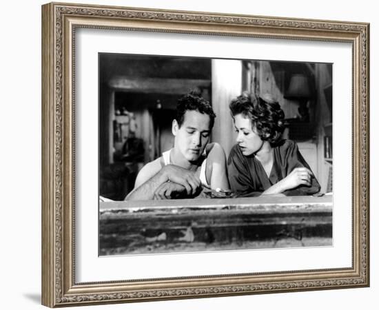 The Hustler, from Left, Paul Newman, Piper Laurie, 1961-null-Framed Photo