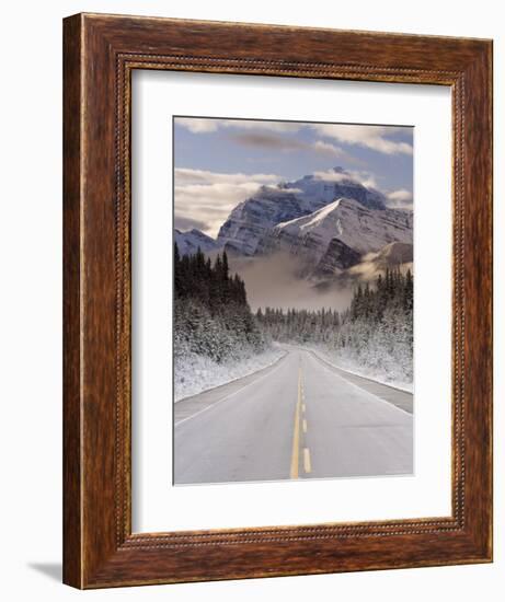 The Icefields Parkway, Banff-Jasper National Parks, Rocky Mountains, Canada-Gavin Hellier-Framed Photographic Print