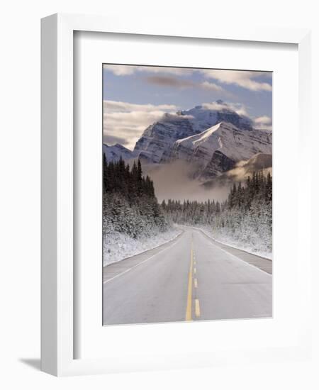 The Icefields Parkway, Banff-Jasper National Parks, Rocky Mountains, Canada-Gavin Hellier-Framed Photographic Print