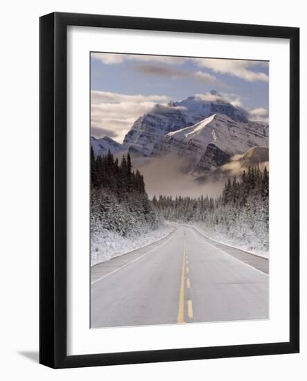 The Icefields Parkway, Banff-Jasper National Parks, Rocky Mountains, Canada-Gavin Hellier-Framed Photographic Print