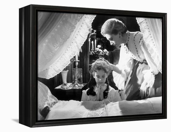 The Innocents, Pamela Franklin, Deborah Kerr, 1961-null-Framed Stretched Canvas