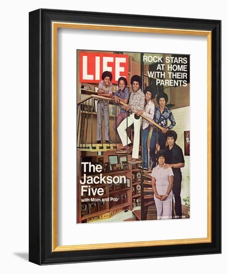 The Jackson Five with their Father and Mother, Joseph and Katherine, September 24, 1971-John Olson-Framed Photographic Print