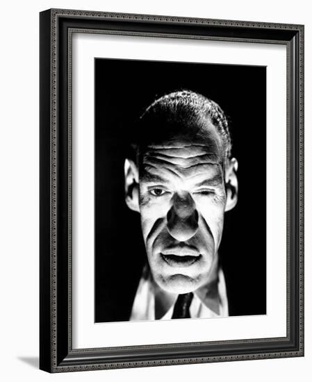 The Jungle Captive, Rondo Hatton, 1945-null-Framed Photo