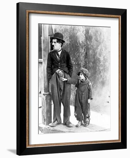 The Kid, Charles Chaplin, Jackie Coogan, 1921-null-Framed Premium Photographic Print