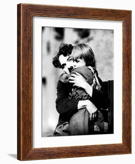 The Kid, Charlie Chaplin, Jackie Coogan, 1921-null-Framed Photo