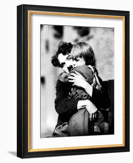 The Kid, Charlie Chaplin, Jackie Coogan, 1921-null-Framed Photo