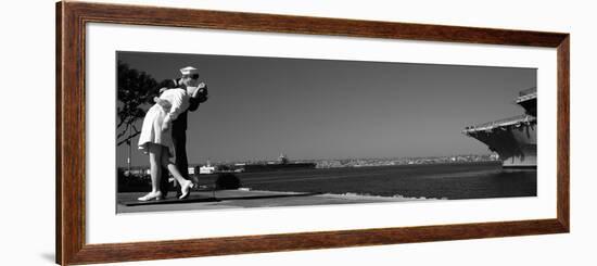 The Kiss Between a Sailor and a Nurse Sculpture, Unconditional Surrender-null-Framed Photographic Print