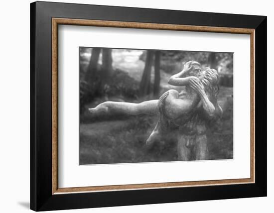 The Kiss-John Gusky-Framed Photographic Print