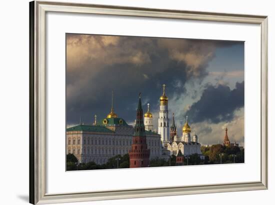 The Kremlin.-Jon Hicks-Framed Photographic Print