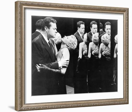 The Lady from Shanghai (1947)-null-Framed Photo