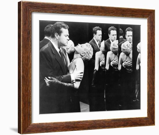 The Lady from Shanghai (1947)-null-Framed Photo