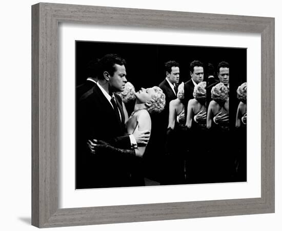 The Lady from Shanghai, 1947-null-Framed Photographic Print