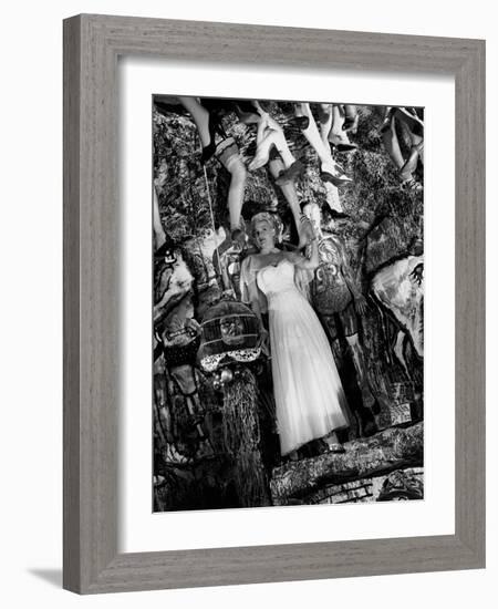 The Lady from Shanghai, 1947-null-Framed Photographic Print