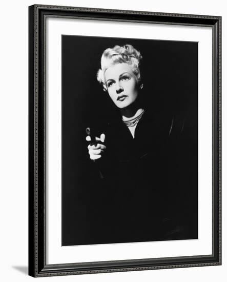 The Lady From Shanghai, Rita Hayworth, 1947-null-Framed Photo