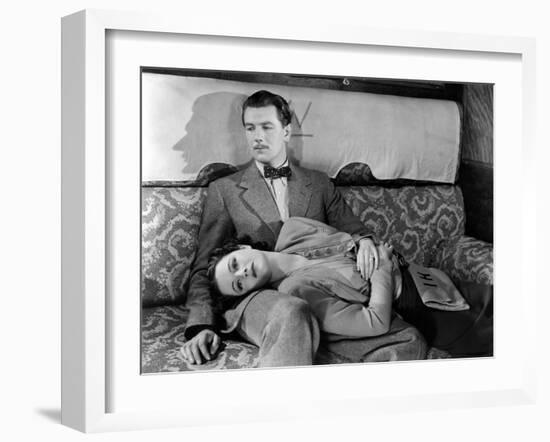The Lady Vanishes, Michael Redgrave, Margaret Lockwood, 1938-null-Framed Photo