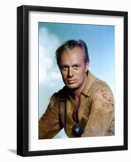 THE LAST WAGON, 1956 directed by DELMER DAVES Richard Widmark (photo)-null-Framed Photo