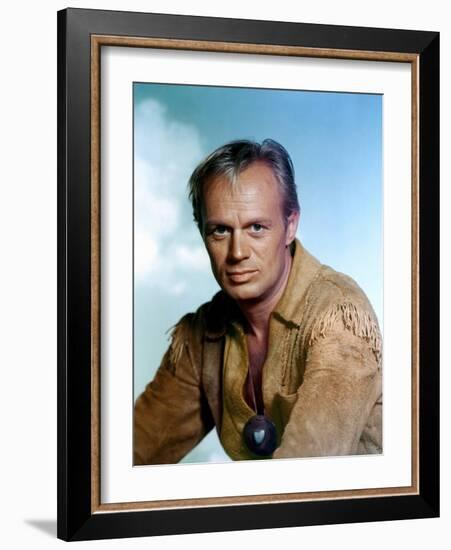 THE LAST WAGON, 1956 directed by DELMER DAVES Richard Widmark (photo)-null-Framed Photo