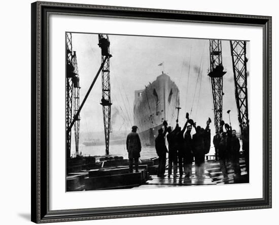 The Launch of R.M.S. 'Queen Mary', Clydebank, September 1934-null-Framed Photographic Print